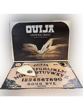 Vintage 1972 OUIJA Mystifying Oracle William Fuld Talking Board Set Parker Bros.